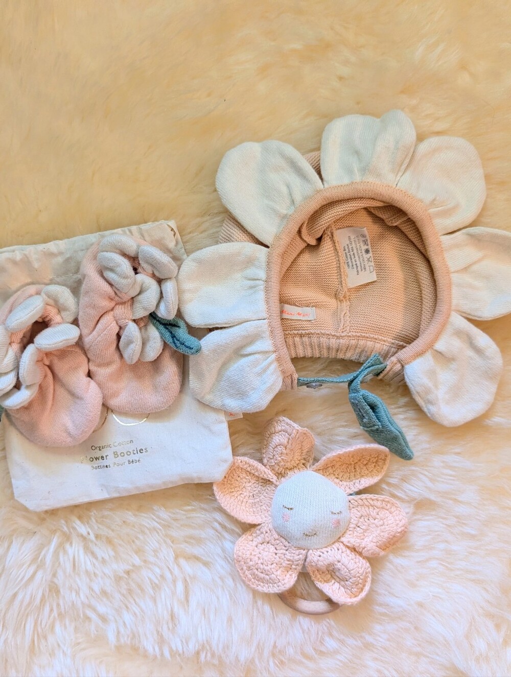Meri Meri Peach Daisy Baby Gift Set